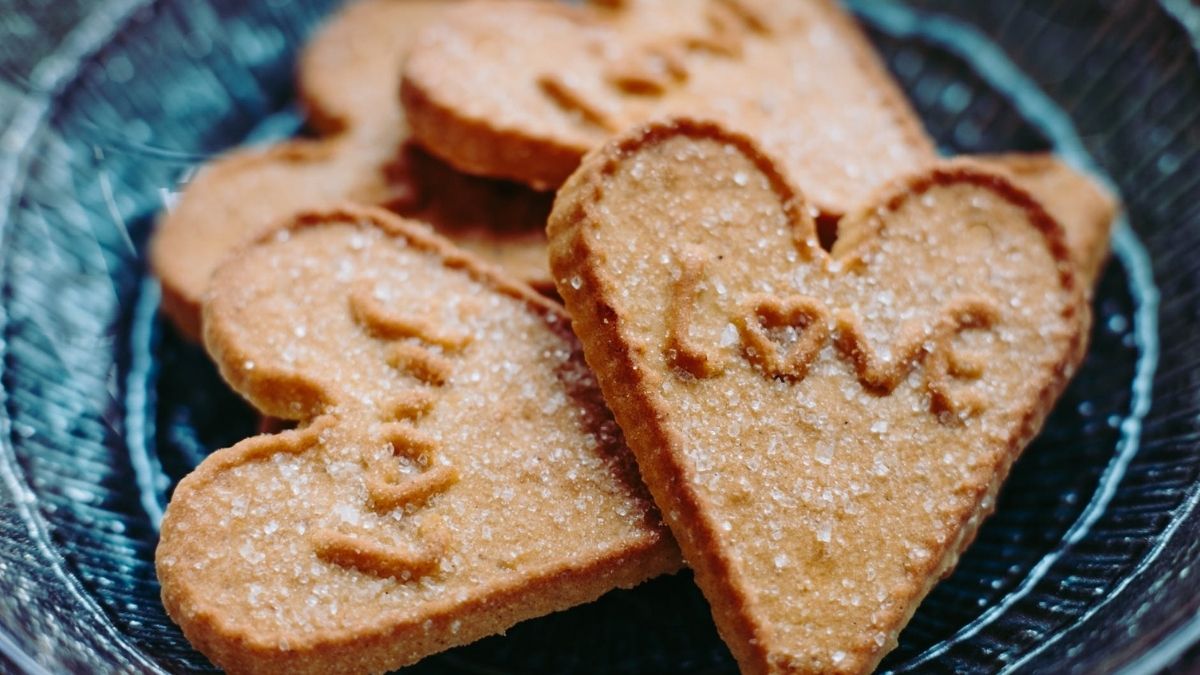 baked cookies