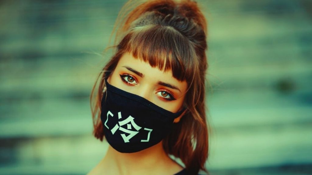 woman wearing mask