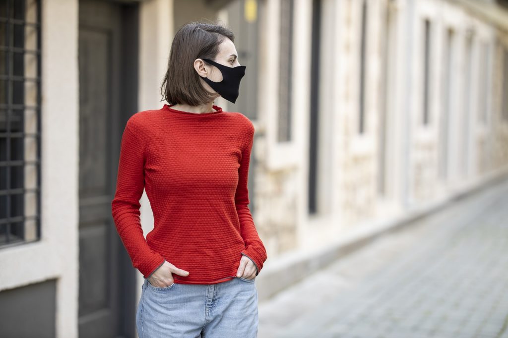 woman wearing mask