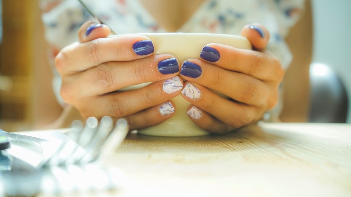 pretty purple manicure
