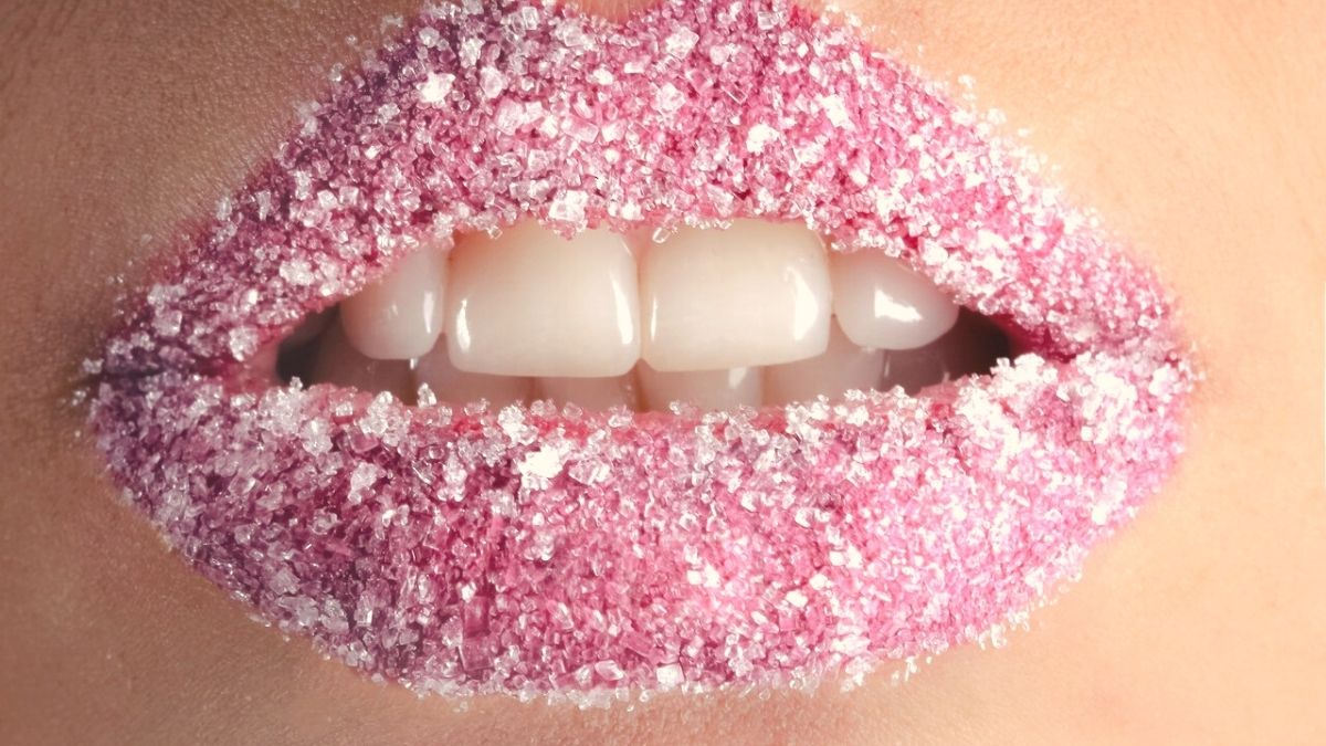 lips with sugar