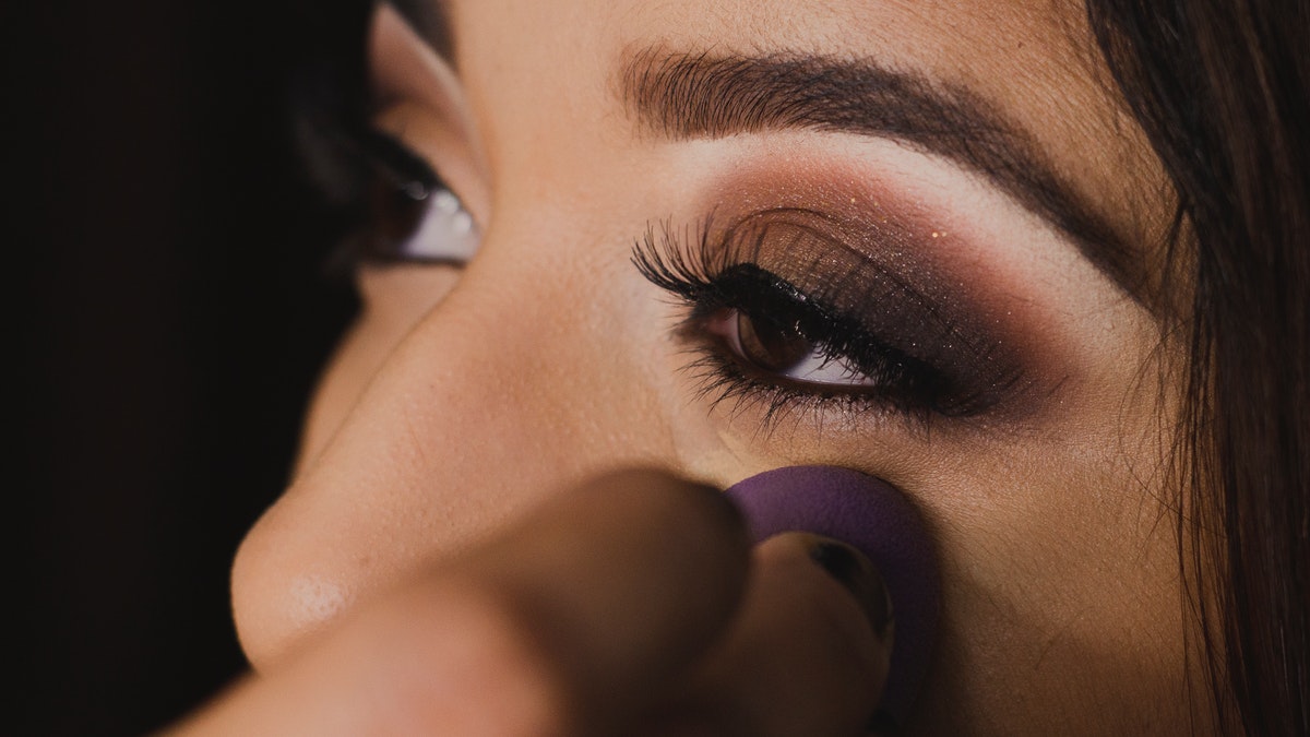 brown eye shadow