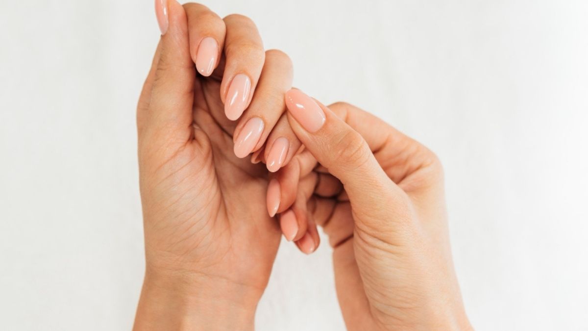 classy manicure