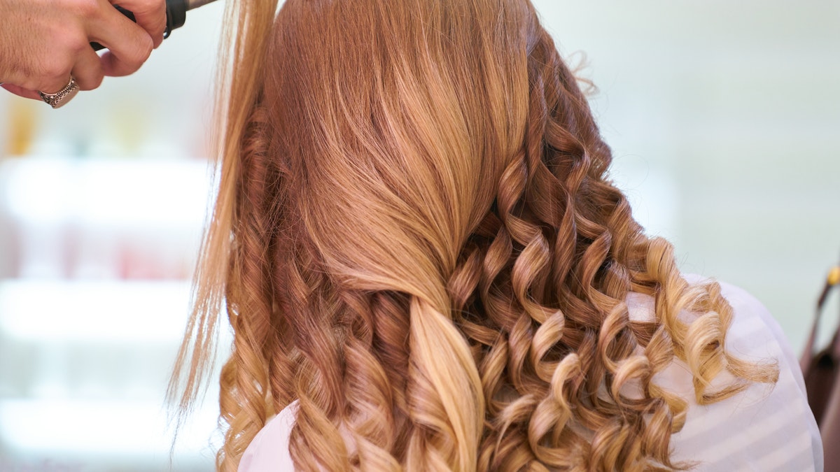 wavy hair