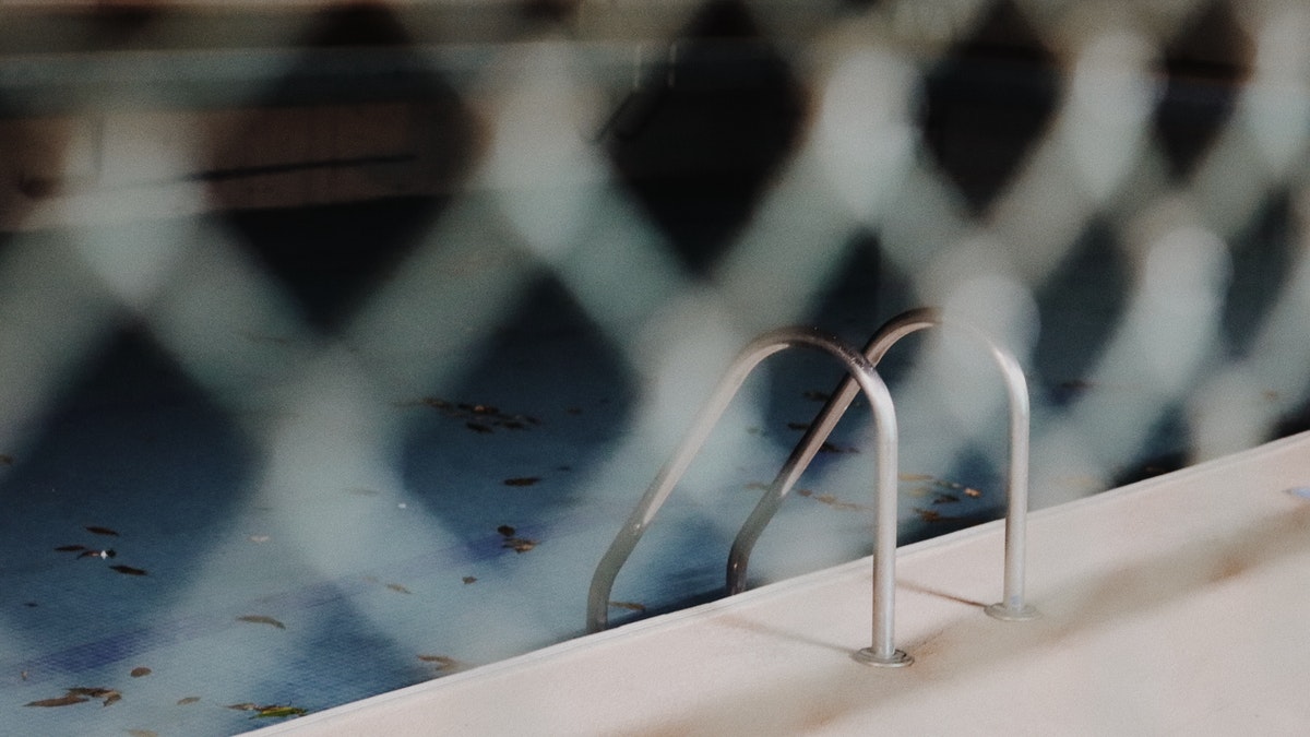 closed pool