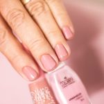 pink nails