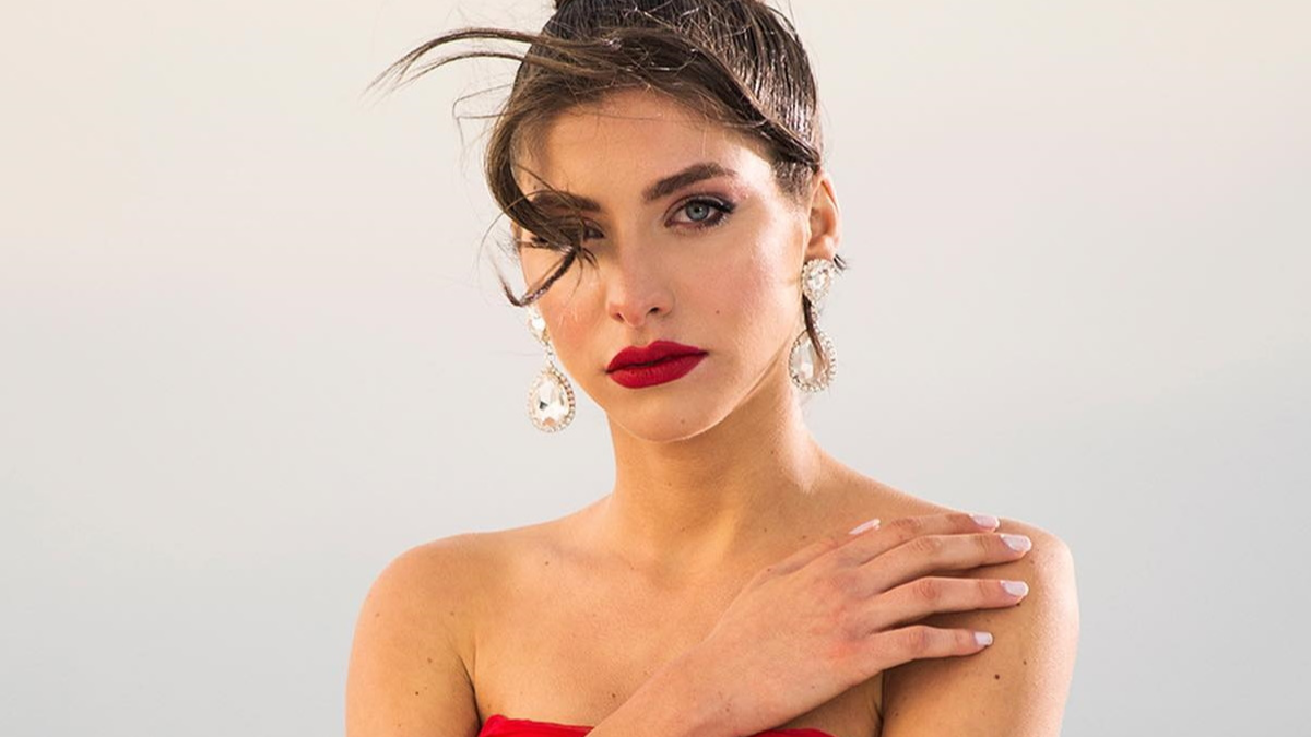 anna-zeniou-pozarei-olo-noim-meta-to-telos-tou-bachelor