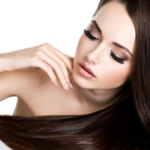 brazilian-keratin-vs-isiwtiki-therapeia-ti-na-dialexw-gia-ta-mallia-mou