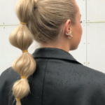 eukolo-chtenisma-gia-makria-mallia-ftiaxe-to-teleio-bubble-ponytail