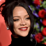 rihanna-me-to-pio-chic-atimelito-look-pou-echoume-dei