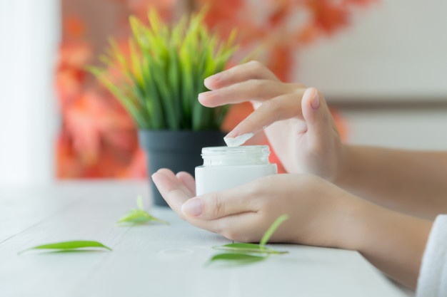 parabens-ti-einai-kai-giati-na-epilexeis-proionta-chwris-auta