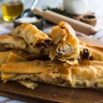 pita-me-muzhthra-kai-elies-apo-ton-alexandro-papandreou