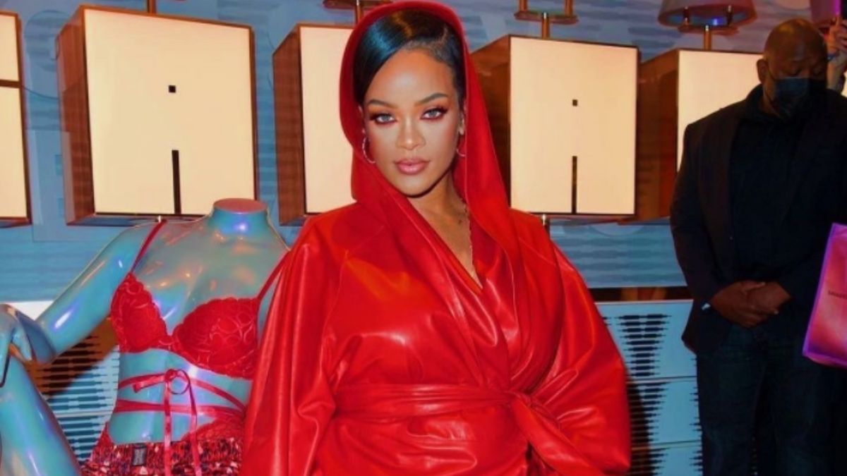 i-rihanna-uiothetise-tin-pio-hot-tasi-sto-makigiaz-tou-2022