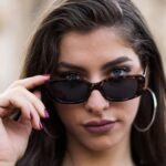 anna-zeniou-auti-ti-douleia-kanei-meta-to-the-bachelor