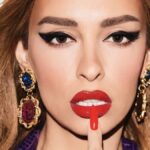 eleni-foureira-ekane-to-pio-shiny-manikiour-tis-anoixis