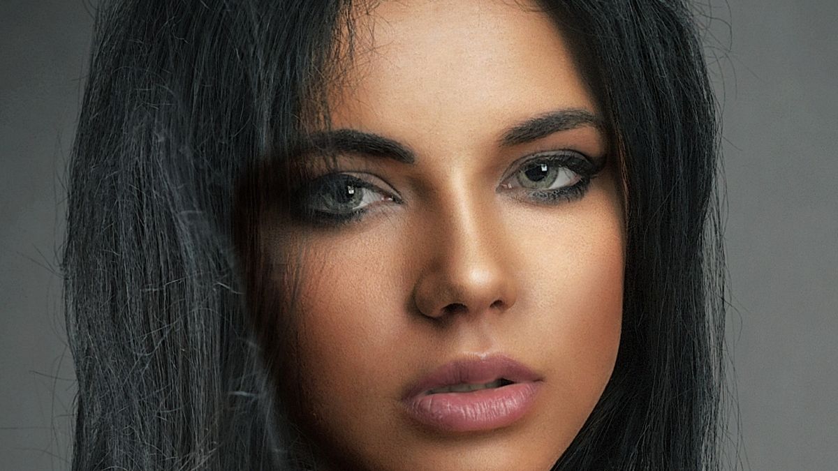 makigiaz-2022-4-tios-gia-to-apoluto-sexy-eye-look