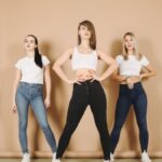 cropped-jeans-8-tropoi-na-foreseis-to-agapimeno-sou-roucho