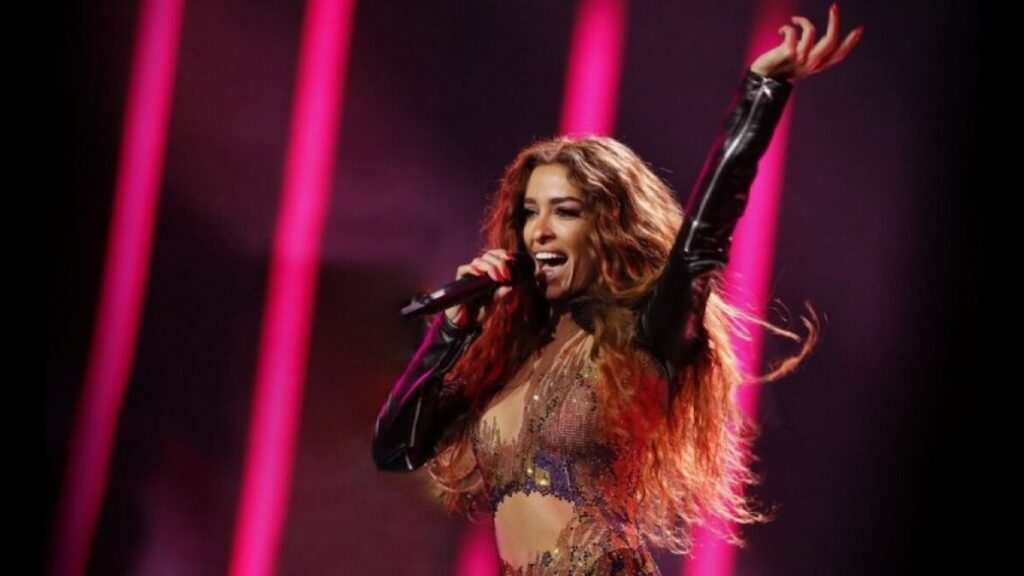 eleni-foureira-atuchima-sti-skini-i-pio-asteia-toumpa-pou-echw-faei