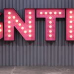 gntm-auti-einai-i-nea-kritis-pou-tha-ektoxeusei-ta-noumera-tiletheasis
