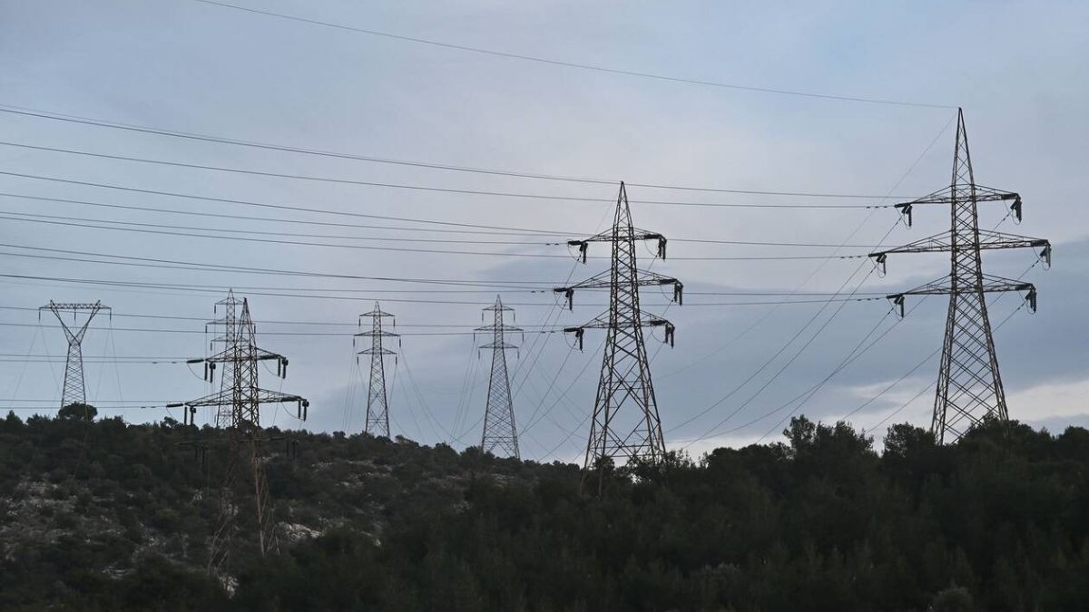 ilektriko-reuma-epidotiseis-mechri-kai-600-eurw-gia-maio-iounio