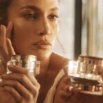 rich-girl-manicure-i-j-lo-uiothetise-to-pio-classy-chrwma-nuchiwn