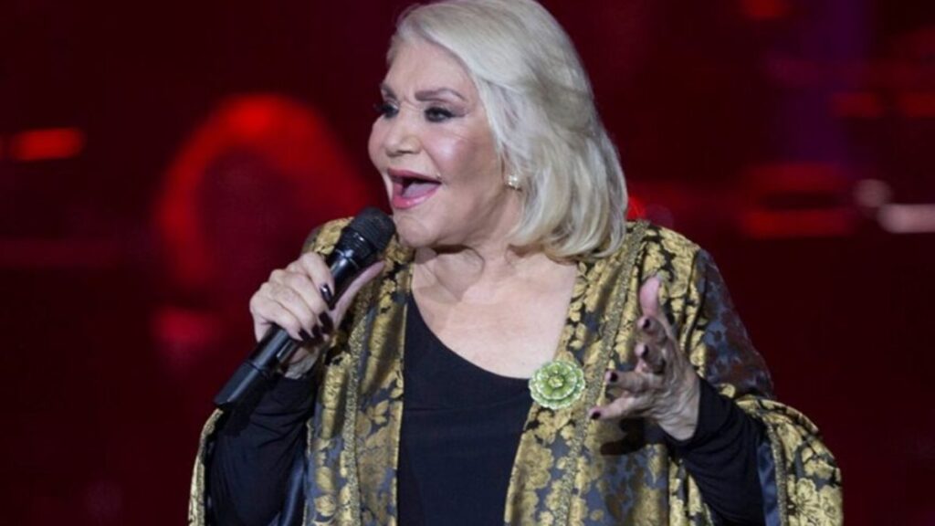 marinella-gemisame-afwnes-me-string-kai-playback