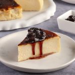 Cheesecake στη φριτέζα αέρος από τον Άκη Πετρετζίκη