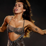 miley-cyrus-auti-ti-diatrofi-akolouthei-kai-einai-kormara