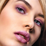 to-berry-make-up-einai-i-nea-tasi-sto-makigiaz-tis-anoixis