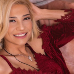 https://beautymag.gr/faih-skorda-ekane-tin-pio-hot-anoixiatiki-apochrwsi-sta-nuchia-tis/