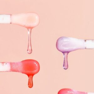 Lip oil διάφανα και χρωματιστά