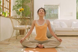 mindful-movement-i-kathimerini-kinisi-pou-voitha-tin-psuchologia-mas