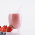 smoothie-omorfias-to-rofima-pou-kanei-to-derma-sou-na-lampei