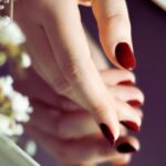 nuchia-2026-berry-obsession-to-pio-chic-chrwma-tou-cheimwna