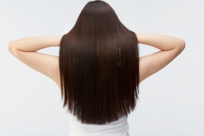 shiny-strands-pws-na-apoktiseis-mallia-pou-lampoun-apo-ugeia